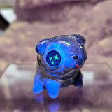 Black star pug shaker