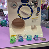 Pug mini gachapon machine plays!